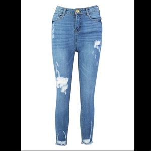 High waited distressed jeans